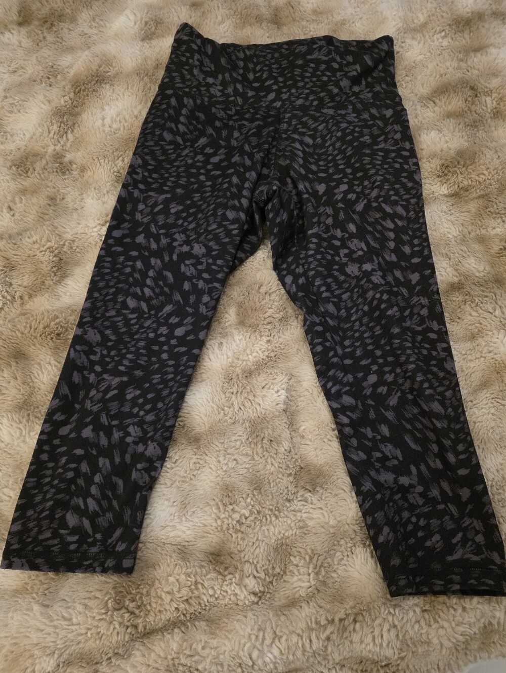 Danskin Black & Charcoal Patterned Active Leggings. Sz Med. Like New